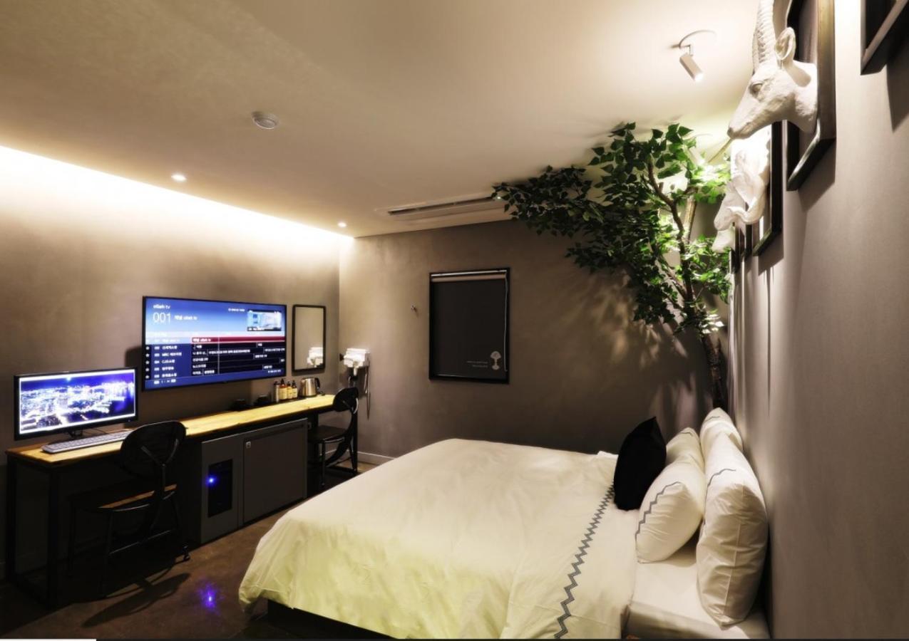 Mari Hotel Чхонджу Экстерьер фото