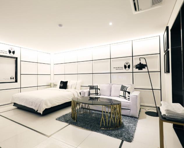 Mari Hotel Чхонджу Экстерьер фото